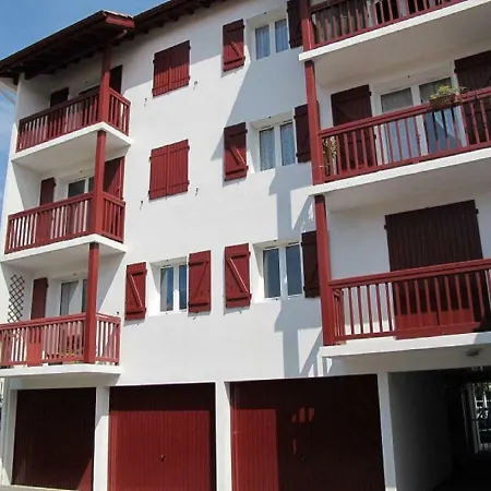 Joli T3 En Duplex Tout équipé * Biarritz
